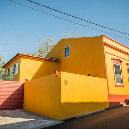 A Casa Amarela Villa Capelas Exterior photo