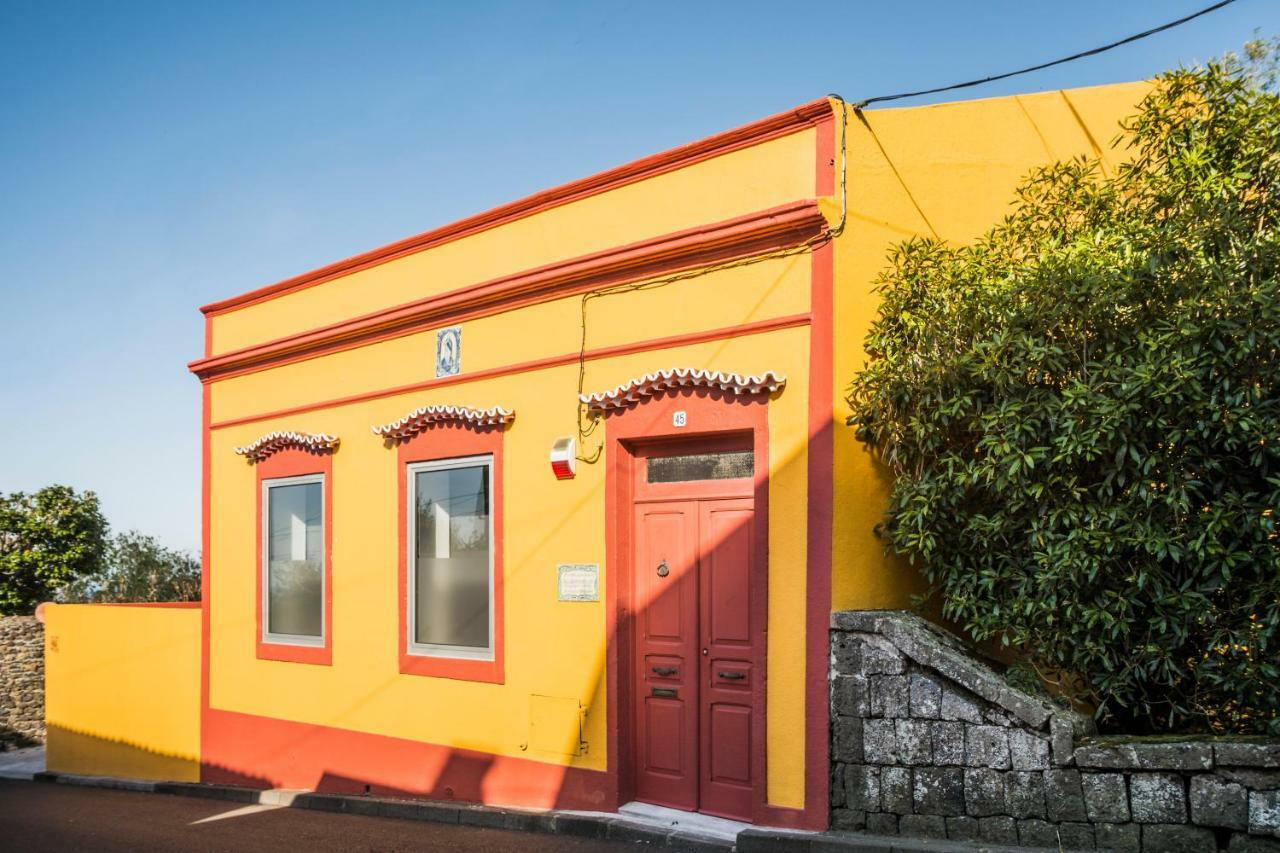 Holiday home A Casa Amarela *
